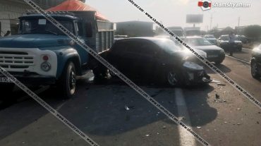 Արմավիրի մարզում բախվել են Nissan Tiida-ն, КамАЗ-ն ու ЗИЛ-ը. կա վիրավոր