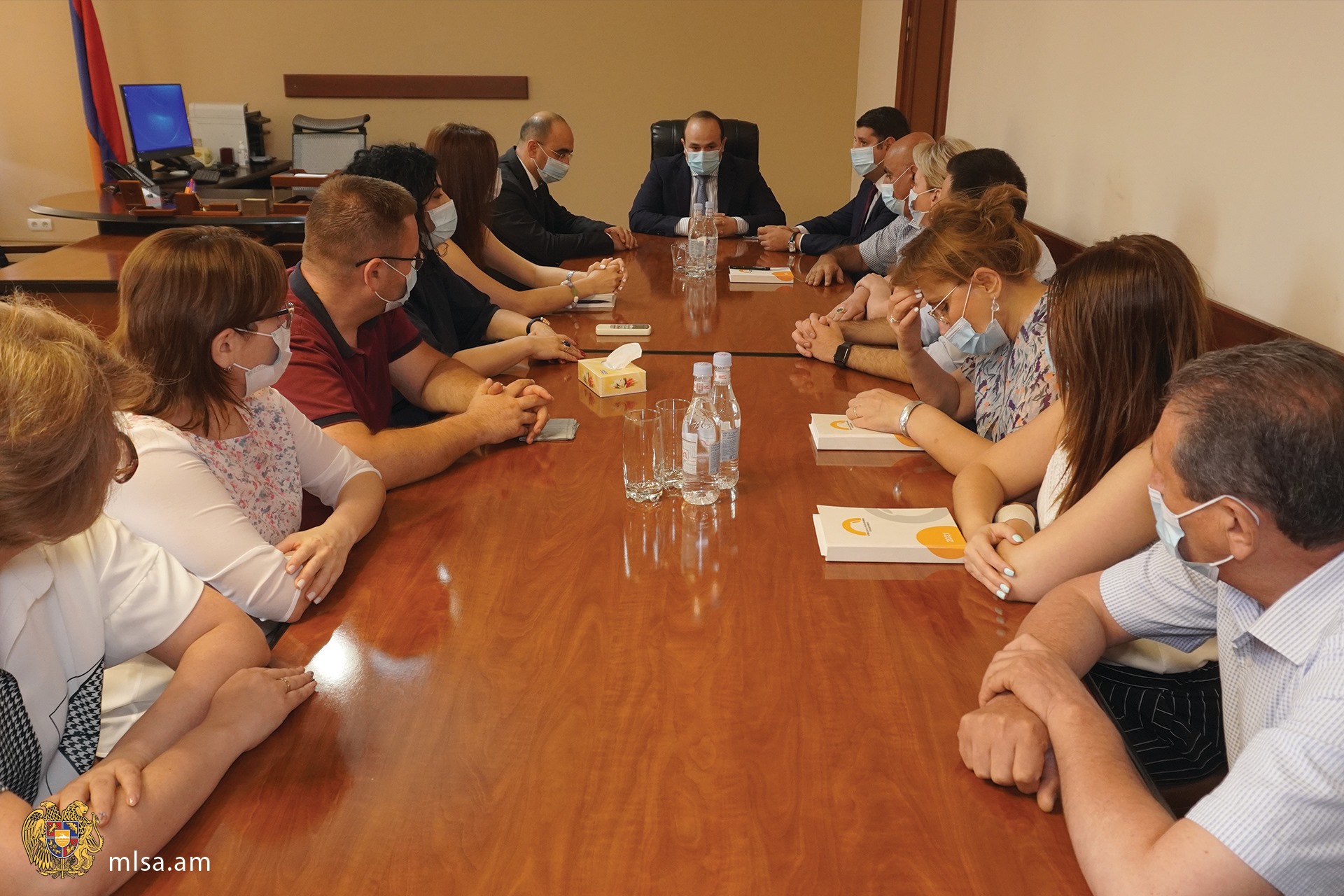 Նարեկ Մկրտչյանը Միասնական սոցիալական ծառայության աշխատակազմին է ներկայացրել նորանշանակ պետին