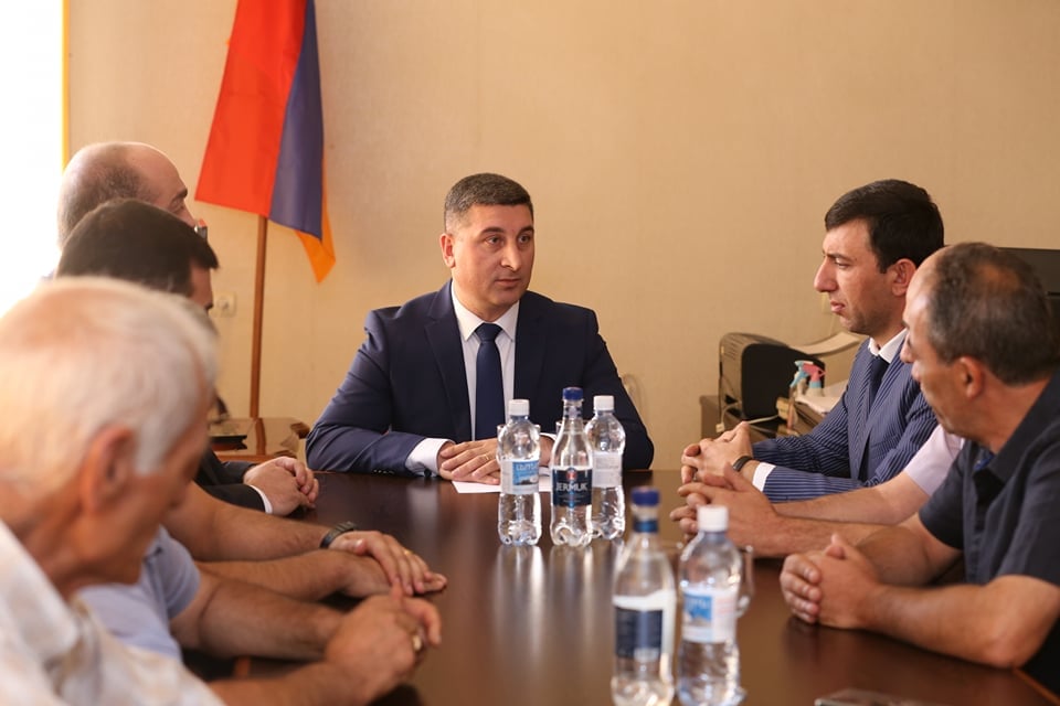 ՏԿԵ նախարարը ներկայացրել է Թալին համայնքի ղեկավարի պաշտոնակատարին