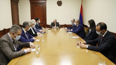 ՊԵԿ-ը պետք է լինի հարկ վճարողի բարեկամը և հարկ թաքցնողի թշնամին. վարչապետը ՊԵԿ աշխատակազմին է ներկայացրել Ռուստամ Բադասյանին