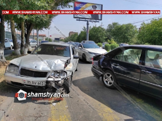 Աբովյան քաղաքում բախվել են Mercedes C200-ն ու Mercedes C180-ը. կա վիրավոր
