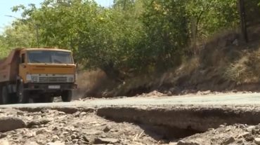 Հիմնանորոգվում է Երևան-Գառնի-Գեղարդի վանք ավտոճանապարհի 6կմ հատվածը