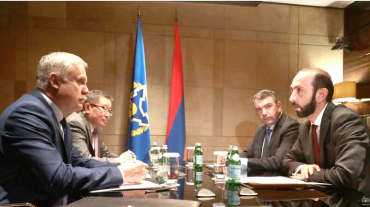 ՀՀ ԱԳ նախարար Արարատ Միրզոյանը հանդիպում է ունեցել ՀԱՊԿ գլխավոր քարտուղար Ստանիսլավ Զասի հետ