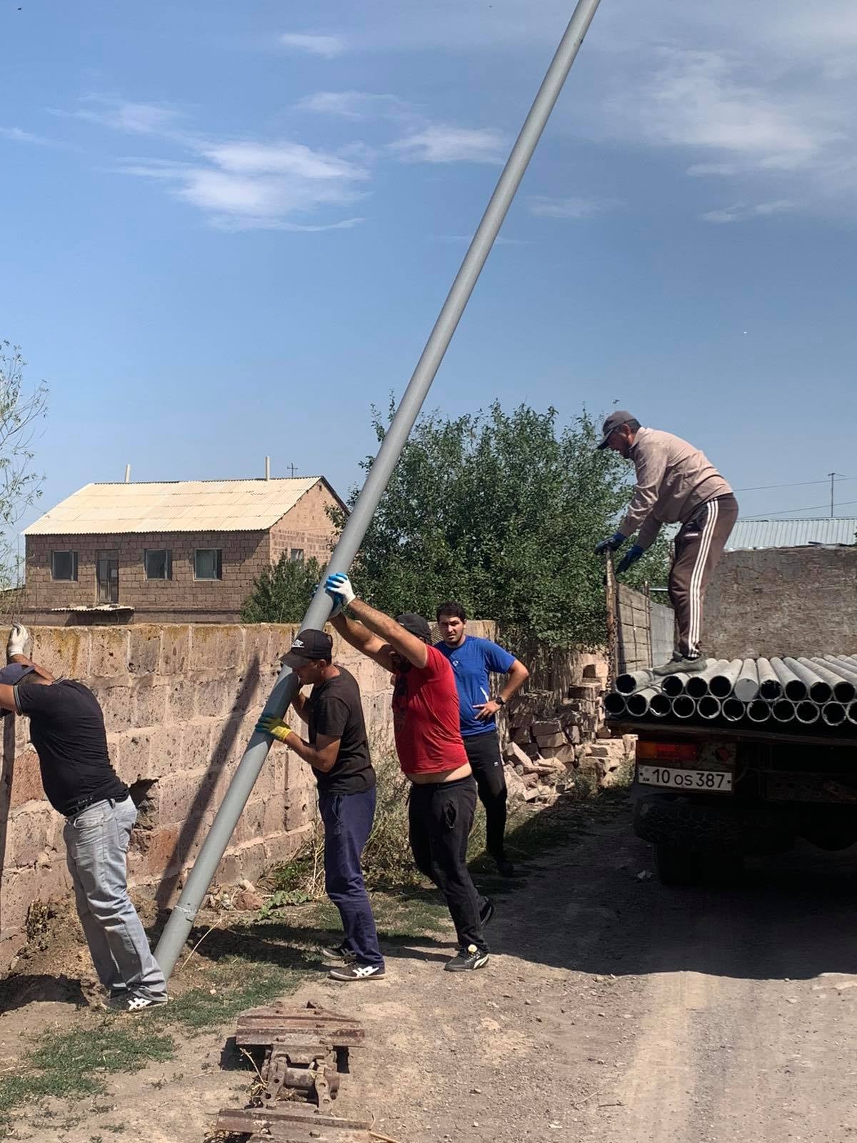 Սուբվենցիոն ծրագրով Պեմզաշեն գյուղում արտաքին լուսավորության ցանցն ընդլայնվում է