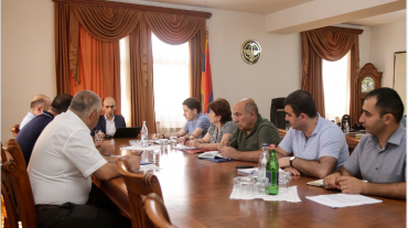 Արցախի պետնախարարը  խորհրդակցությունում քննարկել է բնակարանային ապահովության ծրագրերը