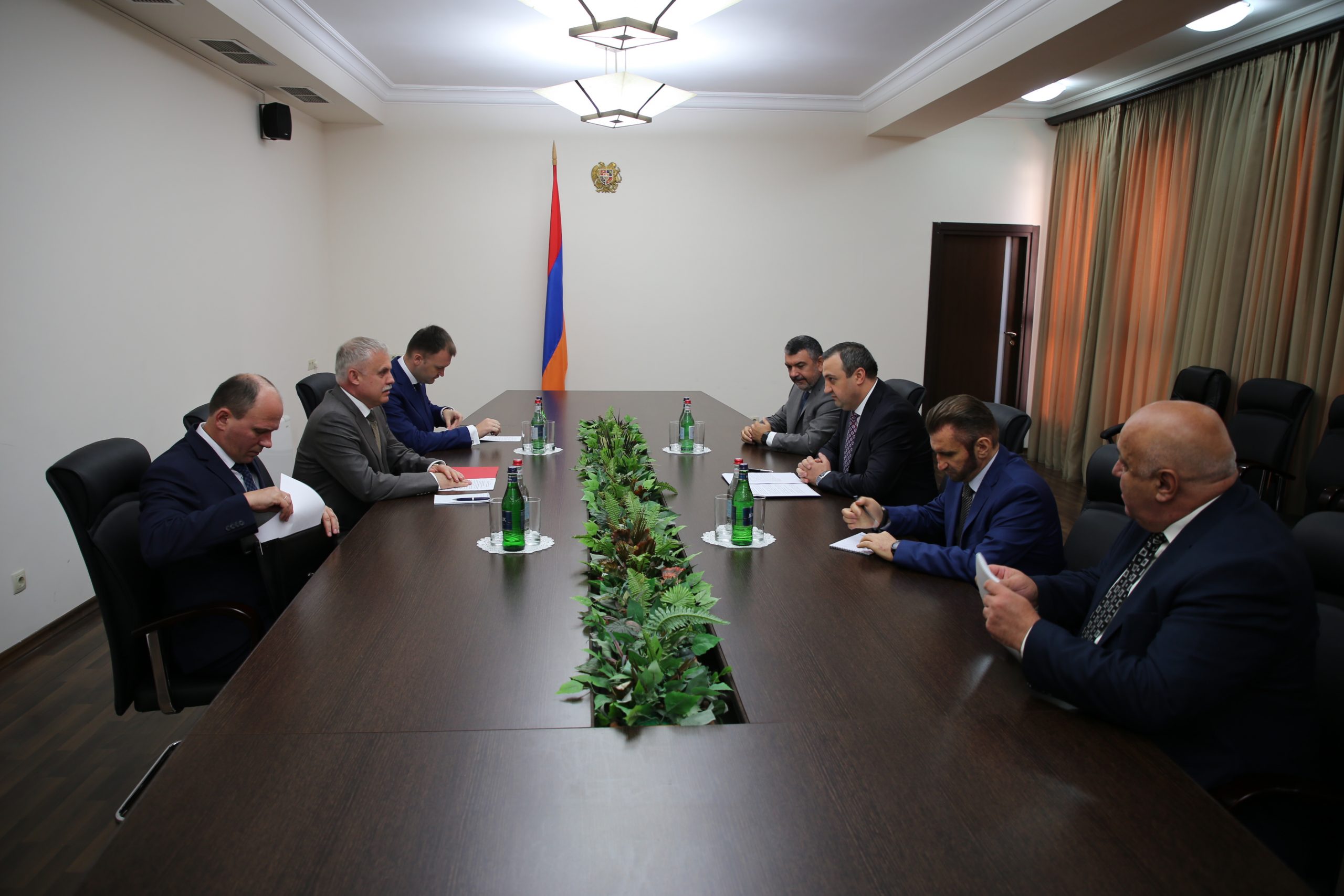 ԱԽ գրասենյակի ղեկավարը ՀԱՊԿ գլխավոր քարտուղարի հետ քննարկել է հայ-ադրբեջանական սահմանին տիրող իրավիճակը