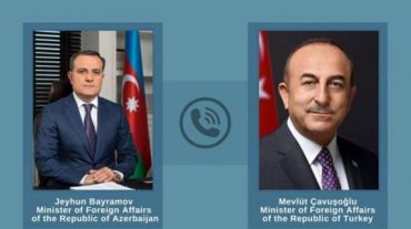 Չավուշօղլուն անտառային հրդեհների թեմայով հեռախոսազրույց է ունեցել Բայրամովի հետ