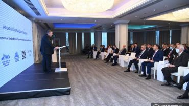 ՌԴ-ն և ՀՀ-ն կարող են համատեղ լուծել տնտեսությանը և համավարակին վերաբերող հարցերը․ Օվերչուկ