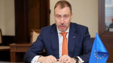 Վերքերը դեռ չեն սպիացել. ԵՄ հատուկ ներկայացուցիչը՝ 44-օրյա պատերազմի մասին