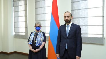 Արարատ Միրզոյանն ընդունել է Հայաստանում ԵՄ պատվիրակության ղեկավար դեսպան Անդրեա Վիկտորինին