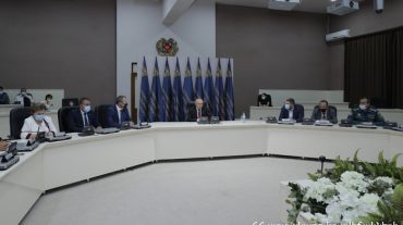 ԱԻ նախարարը ներկայացրել է նորանշանակ տեղակալ Կարեն Սարուխանյանին