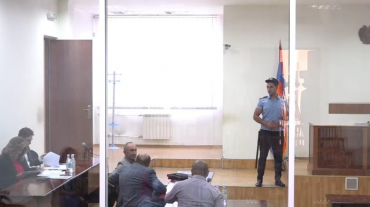 Դատարանը մեկ շաբաթ է տվել Արմեն Գևորգյանի նոր պաշտպանին՝ նյութի գործերին ծանոթանալու համար