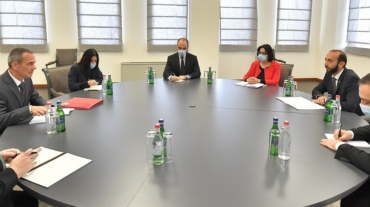 Արարատ Միրզոյանը Կարմիր խաչի պատվիրակության ղեկավարի հետ քննարկել է ռազմագերիների հարցը