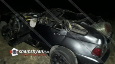Արմավիրում BMW X5-ը բախվել է գազատար խողովակին և կողաշրջվել. կան վիրավորներ