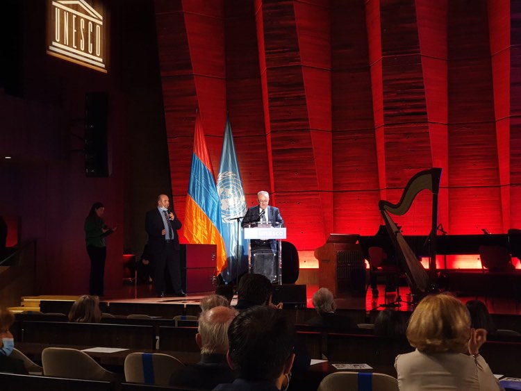 ՅՈՒՆԵՍԿՕ-ի կենտրոնակայանում տեղի է ունեցել Անրի Վերնոյի ծննդյան 100-ամյա հոբելյանին նվիրված միջոցառում