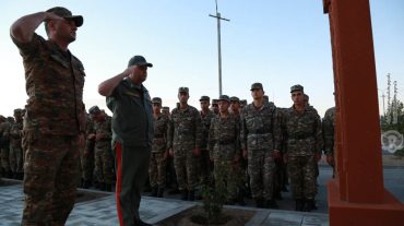 ՀՀ ԶՈՒ ԳՇ պետը մասնակցել է Արցախյան 44-օրյա պատերազմի տարելիցին նվիրված խաչքար-հուշակոթողների բացմանը