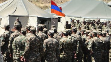 Գնդապետ Հ. Ավետյանը հանդիպել է զորամասերը համալրած պահեստազորայինների հետ