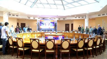 Արշակ Կարապետյանը հանդիպել է անհայտ կորած զինծառայողների ու կամավորների ծնողներին և հարազատներին