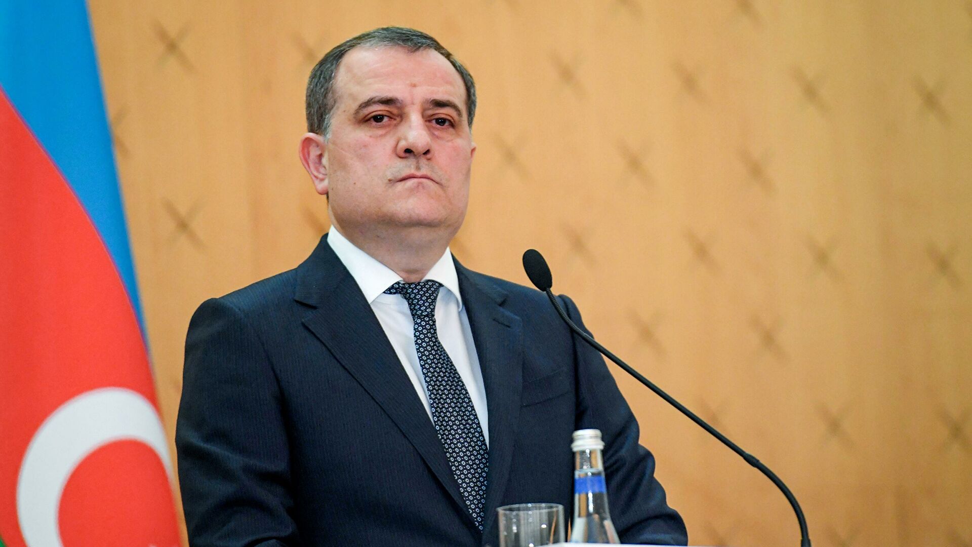 Բաքուն չի բացառում Աղդամ-Ստեփանակերտ ճանապարհով Արցախին օգնություն ցուցաբերելու հնարավորությունը. Բայրամով