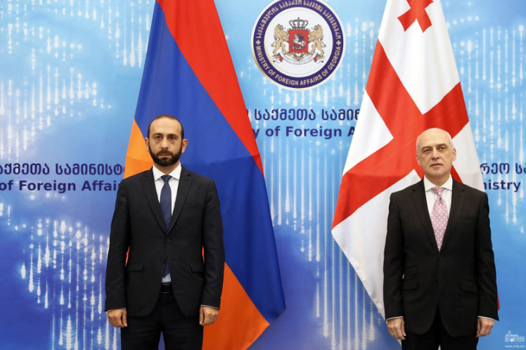 Հայաստանի և Վրաստանի ԱԳ նախարարները քննարկել են տարածաշրջանային անվտանգությանը և տնտեսական համագործակցությանն առնչվող հարցեր