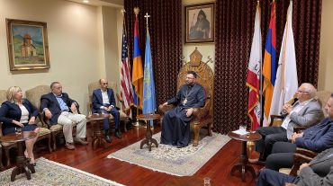 Արտակ Բեգլարյանը Լոս Անջելեսում հանդիպումների ժամանակ բարձր է գնահատել Սփյուռքի աջակցությունը Արցախին