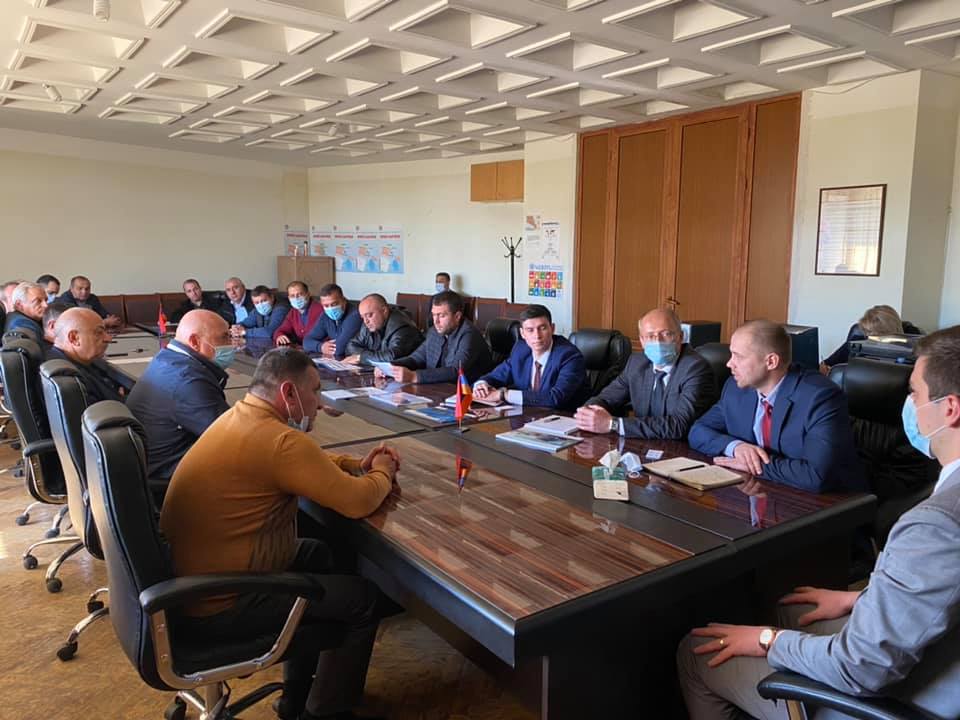 ՏԿԵ նախարարի տեղակալ Արմեն Սիմոնյանը ընդունել է ռուսական ընկերության ներկայացուցիչներին