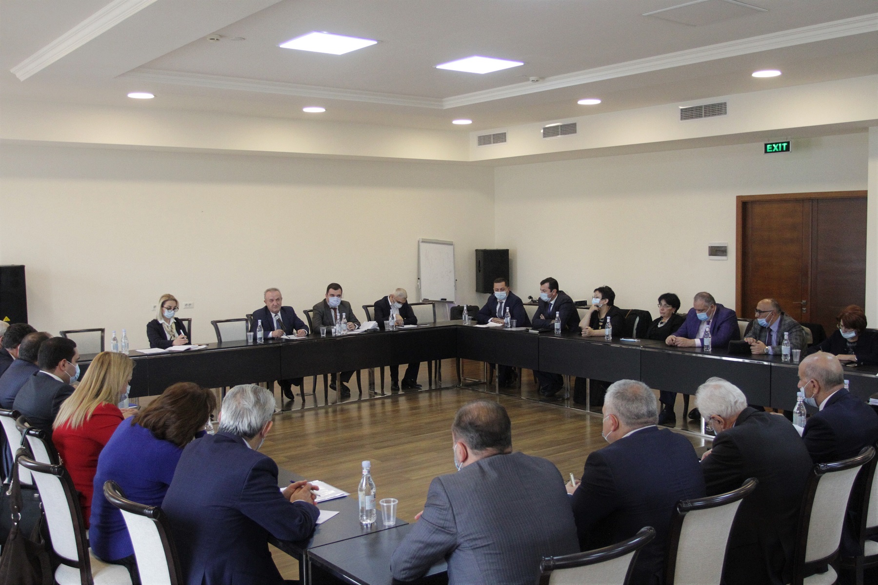 ԿԳՄՍ Նախարարը հանդիպել է բուհերի ռեկտորների հետ