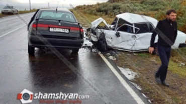Գեղարքունիքում բախվել են Toledo-ն և ВАЗ 2107-ը. վարորդները տեղափոխվել են հիվանդանոց