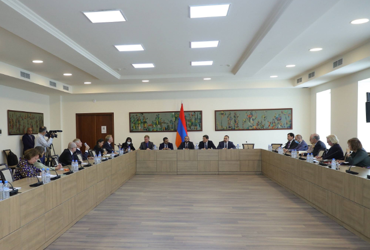 Արարատ Միրզոյանն ընդունել է ԵԽ նախարարների կոմիտեի ժողովրդավարության հարցերով զեկուցողների խմբի պատվիրակությանը