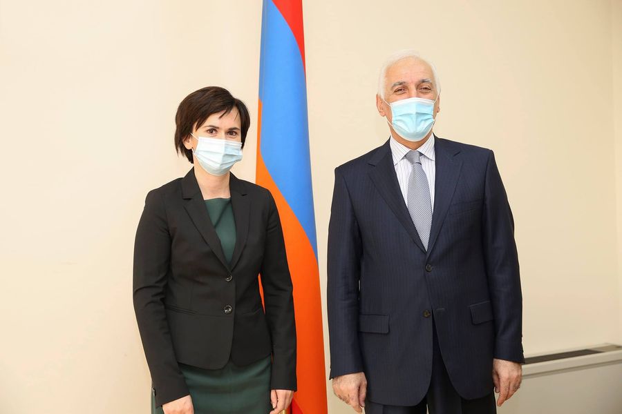 Վահագն Խաչատուրյանն ընդունել է Հայաստանում Լիտվայի դեսպանին