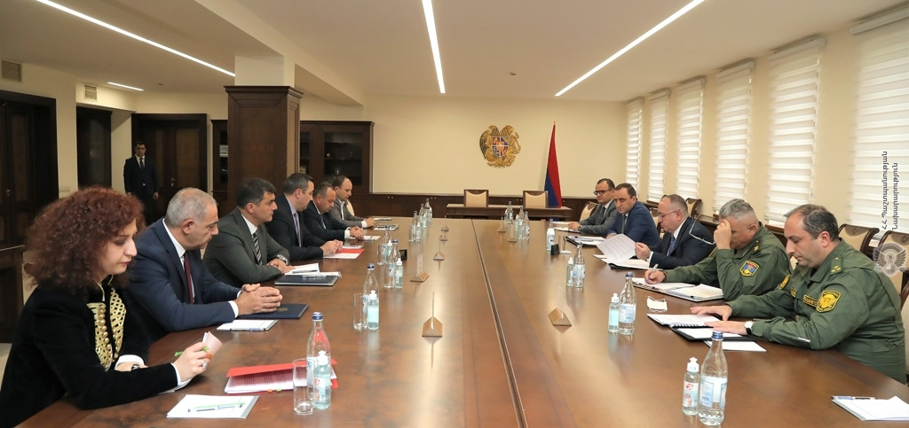 ՀՀ ՊՆ վարչական համալիրում անցկացվել է միջգերատեսչական հանձնաժողովի նիստ