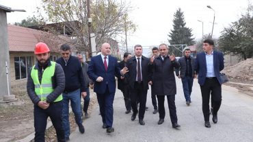 ՏԿԵ նախարարը հետևել է «Քարերի սիմֆոնիա» հուշարձանից դեպի Խոսրովի արգելոց տանող ճանապարհի շինարարության ընթացքին