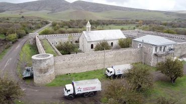 Ռուս խաղաղապահների ուղեկցությամբ ավելի քան 50 ուխտավոր այցելել է Ամարասի վանք
