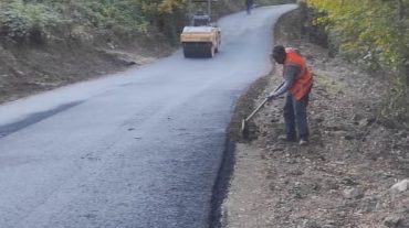 Միջին նորոգման աշխատանքներ են տարվում Սյունիքի մարզով անցնող Հ-72, /Մ-2/-Վահանավանք ավտոճանապարհին