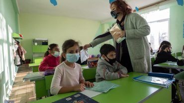 Հանրակրթական ուսհաստատություններում այսօր վերսկսվել է դասապրոցեսը