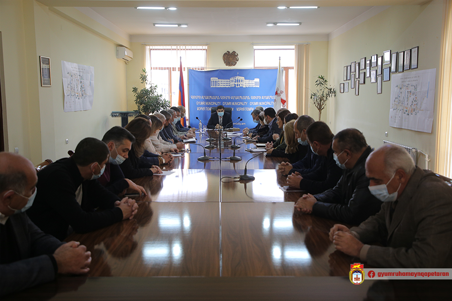 Գյումրի համայնքի ղեկավարն առաջին աշխատանքային խորհրդակցությունն է անցկացրել