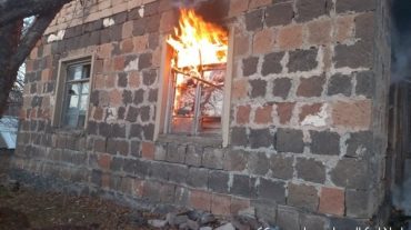 Հրազդանի տներից մեկում հրդեհ է բռնկվել