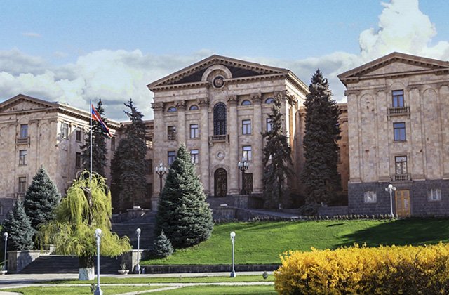Բյուջե 2022․ ԱԺ-ում քննարկումները շարունակվում են