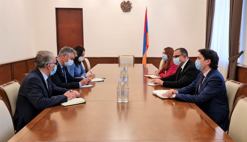 Քննարկվել են Հայաստանի և Ասիական զարգացման բանկի համատեղ ծրագրային առաջնահերթությունները