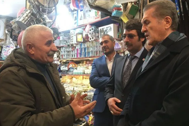 «Այստեղ Քուրդիստանն է» խոսքի համար ձերբակալված վանեցի արհեստավորի տունը խուզարկվել է