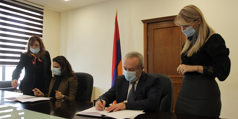 Երևանի մշակույթի և արվեստի պետական քոլեջը նախատեսվում է անվանակոչել Շառլ Ազնավուրի անվամբ