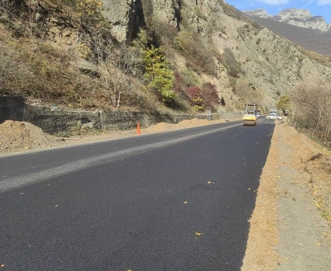 Երևան-Երասխ-Գորիս-Մեղրի-Իրանի սահման միջպետական ճանապարհին նորոգումներ են ընթանում