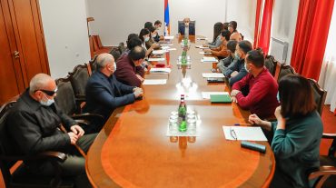 Պետական նախարարը հանդիպել է հաշմանդամների հարցերով զբաղվող հասարակական կազմակերպությունների ներկայացուցիչների հետ