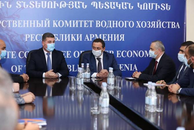 Գնել Սանոսյանը Ջրային կոմիտեի աշխատակազմին է ներկայացրել կոմիտեի նոր նախագահին