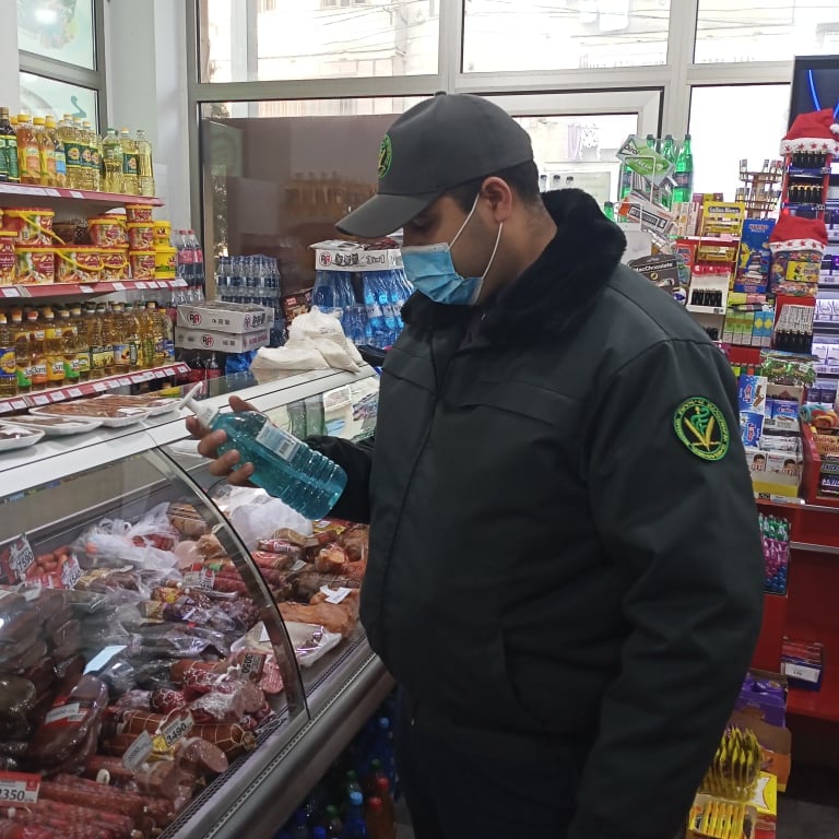 ՍԱՏՄ տեսուչները ստուգայցեր են իրականացրել Երևանի 15 հանրային սննդի կետերում և իրացման ցանցում