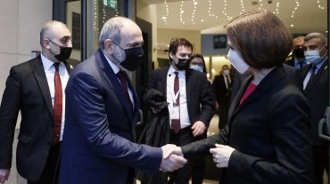Նիկոլ Փաշինյանը հանդիպում է ունեցել Մայա Սանդուի հետ. կողմերը կարևորել են ՀՀ-ի և Մոլդովայի միջև տնտեսական կապերի զարգացումը