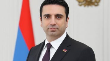 Միասին մենք կարող ենք հրաշքներ գործել ամեն օր․ ՀՀ ԱԺ նախագահի ուղերձը