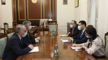 Փոխվարչապետ Համբարձում Մաթևոսյանը և Ասիական զարգացման բանկի՝ Հայաստանի գրասենյակի տնօրենը քննարկել են «Հյուսիս-հարավ ճանապարհային միջանցքի» ներդրումային ծրագիրը