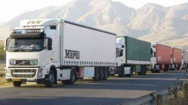 Իրանական բեռնատարները հիմնականում անցնում են Սյունիքի այլընտրանքային ճանապարհով․ Բադասյան