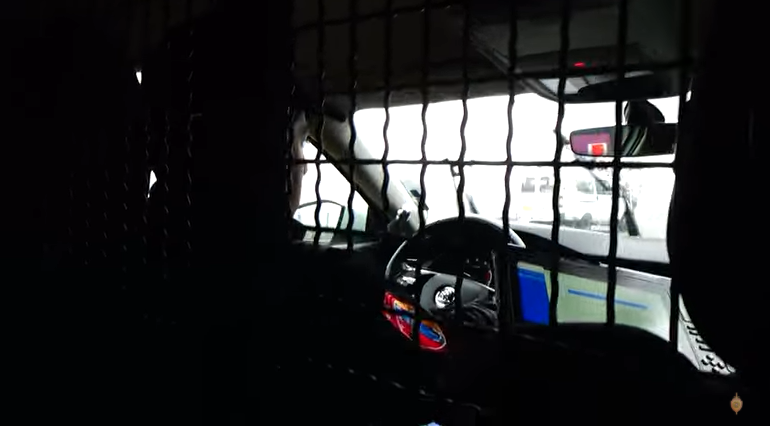 Բերման ենթարկվածների մեքենայում թմրամիջոց կար